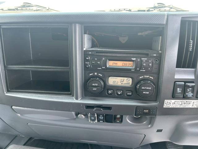 いすゞフォワードアルミウイング中型（4t）[写真24]