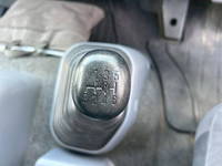 いすゞフォワードアルミウイング中型（4t）[写真27]