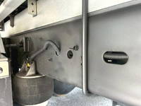 いすゞフォワードアルミウイング中型（4t）[写真33]