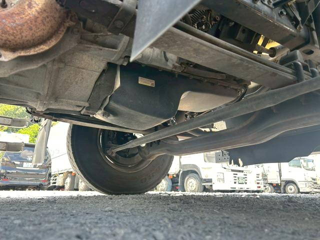 いすゞフォワードアルミウイング中型（4t）[写真36]