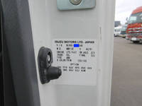 いすゞエルフ平ボディ小型（2t・3t）[写真17]