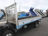 いすゞエルフ平ボディ小型（2t・3t）[写真21]