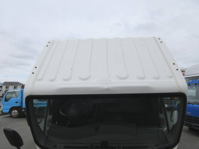 いすゞエルフ平ボディ小型（2t・3t）[写真22]