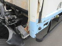 いすゞエルフ平ボディ小型（2t・3t）[写真24]