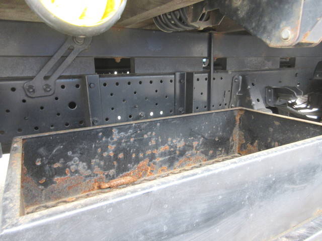 いすゞエルフ平ボディ小型（2t・3t）[写真08]