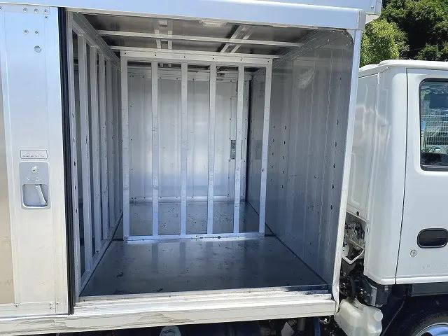 いすゞエルフその他の形状小型（2t・3t）[写真20]