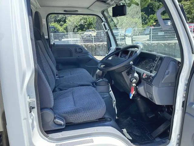 いすゞエルフその他の形状小型（2t・3t）[写真21]