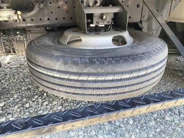 いすゞエルフその他の形状小型（2t・3t）[写真31]