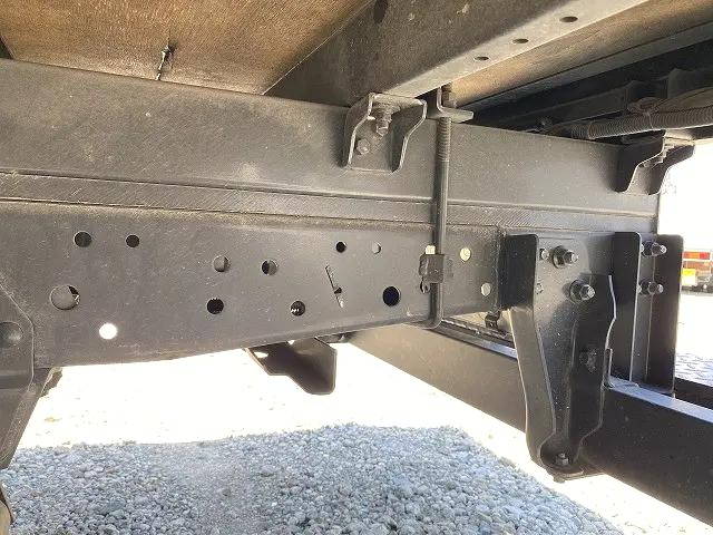 いすゞエルフその他の形状小型（2t・3t）[写真33]