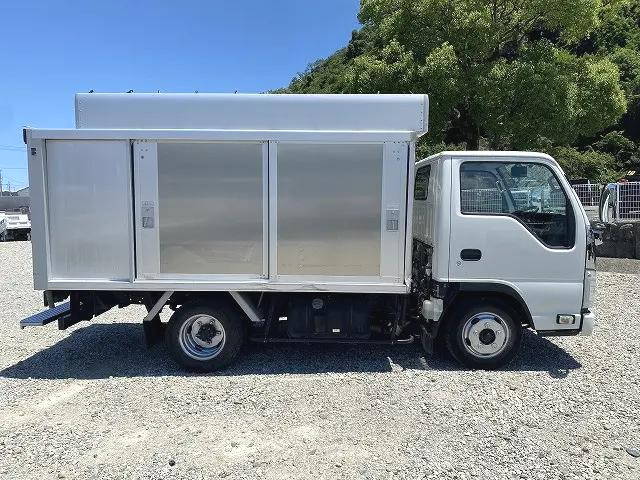 いすゞエルフその他の形状小型（2t・3t）[写真05]