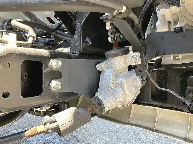 いすゞエルフセーフティローダー小型（2t・3t）[写真13]