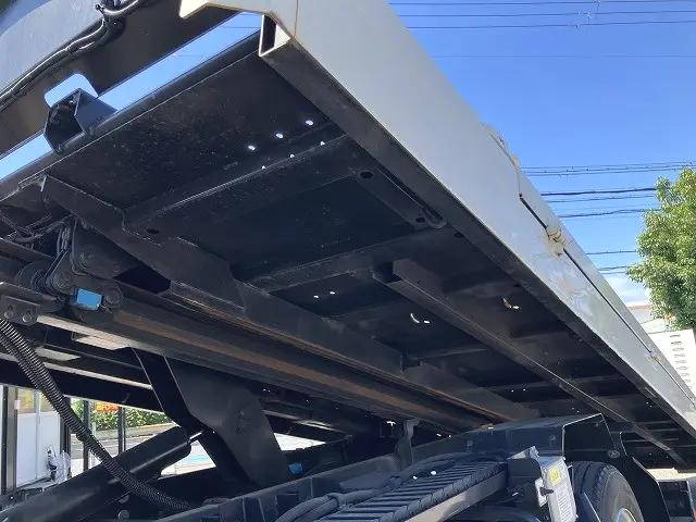 いすゞエルフセーフティローダー小型（2t・3t）[写真18]