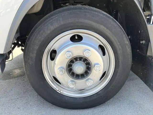 いすゞエルフセーフティローダー小型（2t・3t）[写真20]