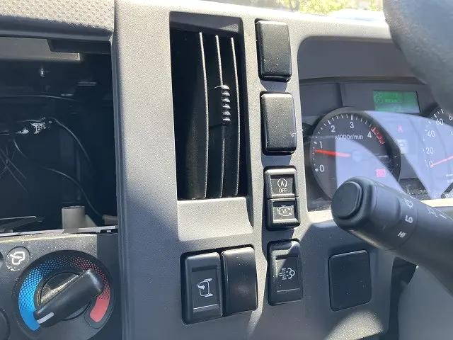 いすゞエルフセーフティローダー小型（2t・3t）[写真31]