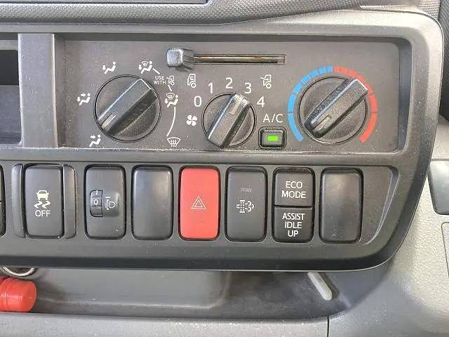 トヨタダイナ平ボディ小型（2t・3t）[写真33]