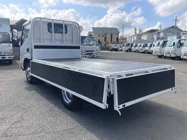 トヨタダイナ平ボディ小型（2t・3t）[写真05]