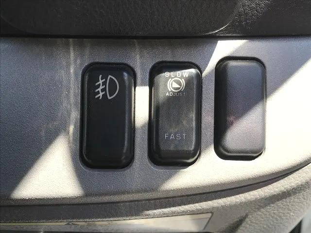 三菱ふそうキャンター冷凍車（冷蔵車）小型（2t・3t）[写真23]