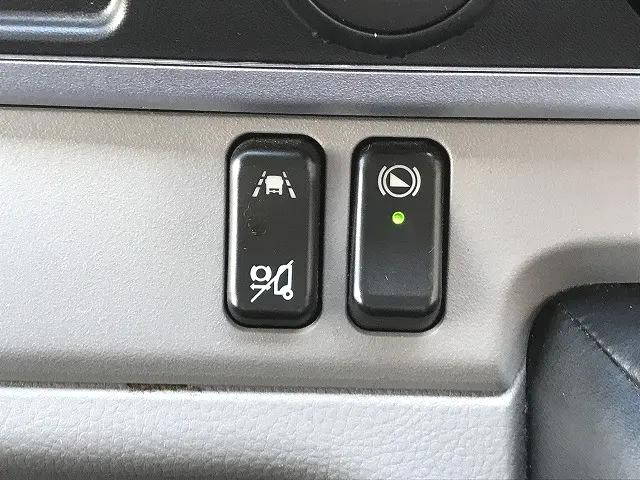 三菱ふそうキャンター冷凍車（冷蔵車）小型（2t・3t）[写真26]