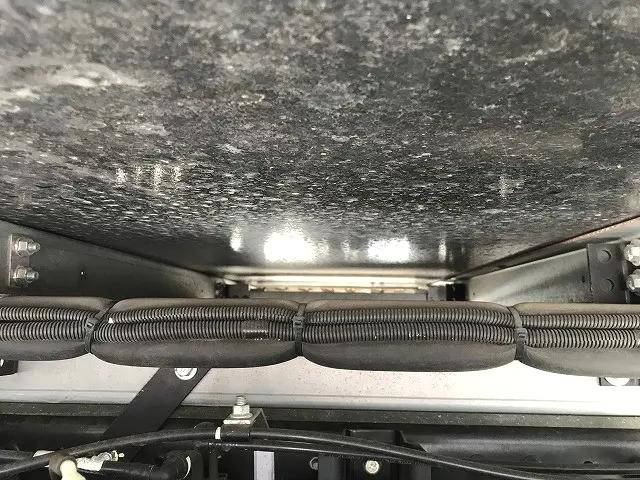 三菱ふそうキャンター冷凍車（冷蔵車）小型（2t・3t）[写真33]