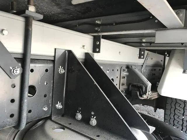 三菱ふそうキャンター冷凍車（冷蔵車）小型（2t・3t）[写真34]