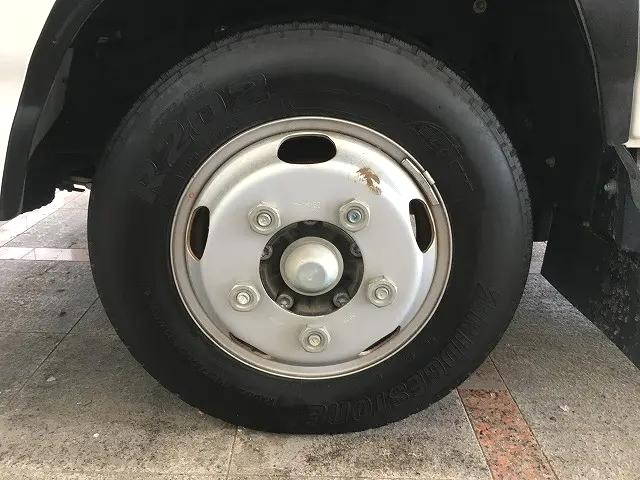 いすゞエルフダブルキャブ（Wキャブ）小型（2t・3t）[写真16]