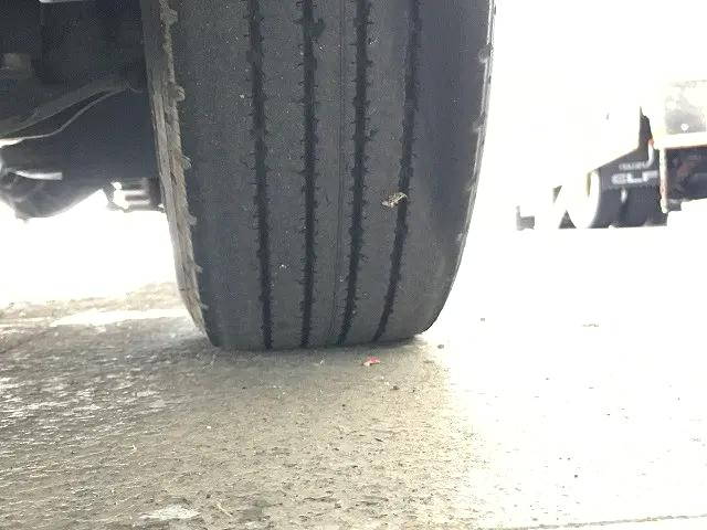 いすゞエルフダブルキャブ（Wキャブ）小型（2t・3t）[写真20]