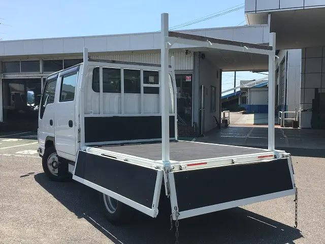 いすゞエルフダブルキャブ（Wキャブ）小型（2t・3t）[写真06]