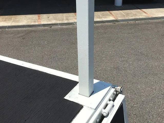 いすゞエルフダブルキャブ（Wキャブ）小型（2t・3t）[写真08]