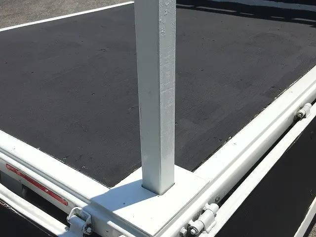 いすゞエルフダブルキャブ（Wキャブ）小型（2t・3t）[写真09]