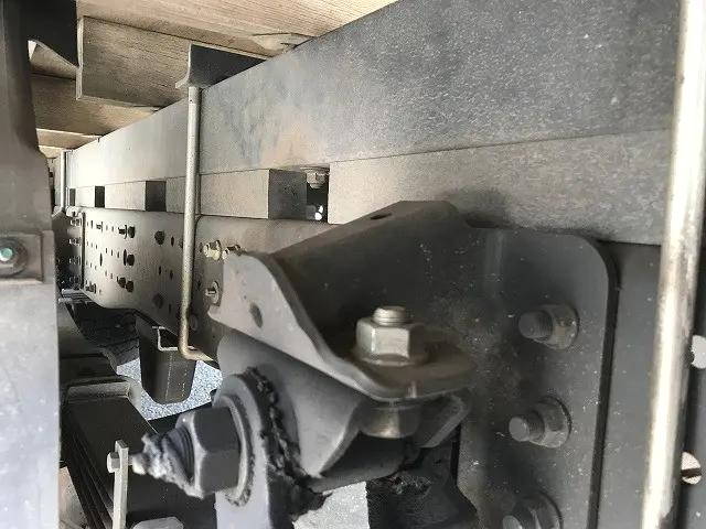 三菱ふそうキャンタークレーン4段小型（2t・3t）[写真19]