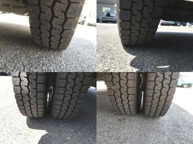 三菱ふそうキャンタークレーン4段小型（2t・3t）[写真25]