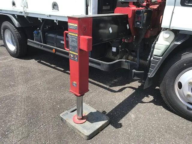 三菱ふそうキャンタークレーン4段小型（2t・3t）[写真33]