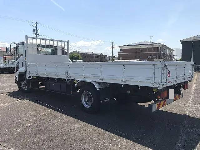 いすゞフォワード平ボディ中型（4t）[写真02]