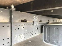 いすゞフォワード平ボディ中型（4t）[写真27]