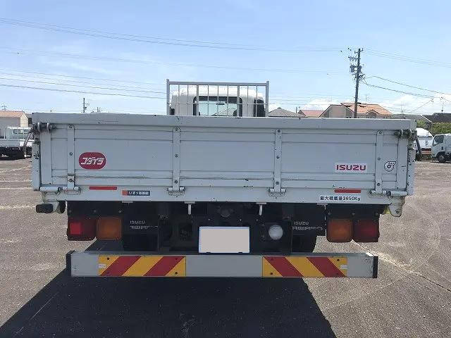 いすゞフォワード平ボディ中型（4t）[写真03]