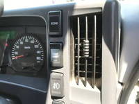 いすゞフォワード平ボディ中型（4t）[写真34]