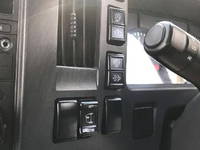 いすゞフォワード平ボディ中型（4t）[写真35]