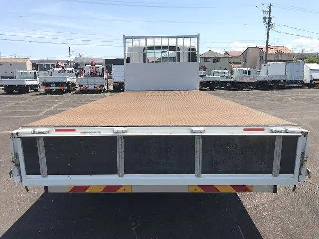 いすゞフォワード平ボディ中型（4t）[写真05]