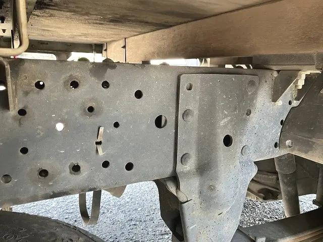 いすゞエルフダブルキャブ（Wキャブ）小型（2t・3t）[写真21]