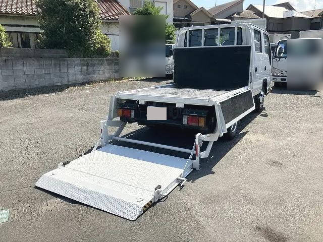 いすゞエルフダブルキャブ（Wキャブ）小型（2t・3t）[写真09]