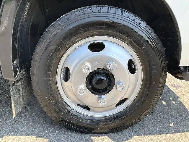 日野デュトロ平ボディ小型（2t・3t）[写真15]