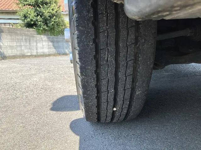 日野デュトロ平ボディ小型（2t・3t）[写真16]