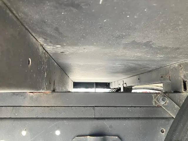 日野デュトロ平ボディ小型（2t・3t）[写真23]