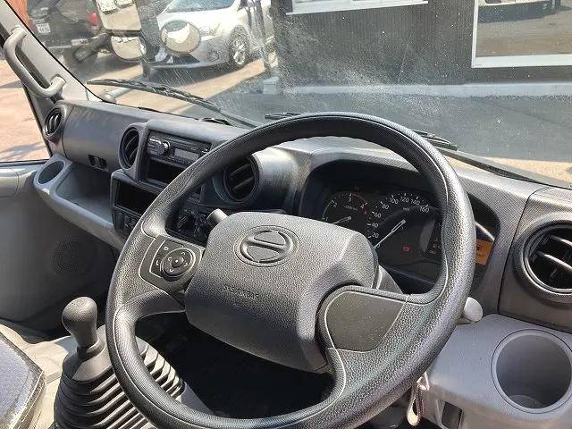 日野デュトロ平ボディ小型（2t・3t）[写真33]