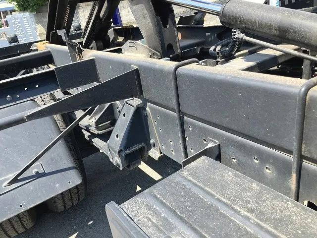 日野デュトロセーフティローダー小型（2t・3t）[写真13]