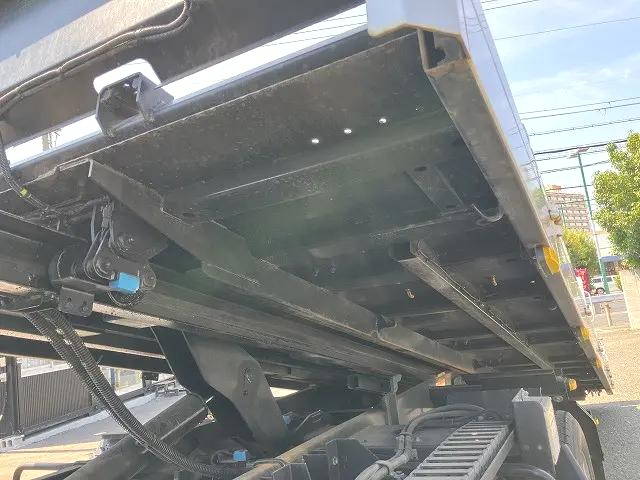 日野デュトロセーフティローダー小型（2t・3t）[写真16]