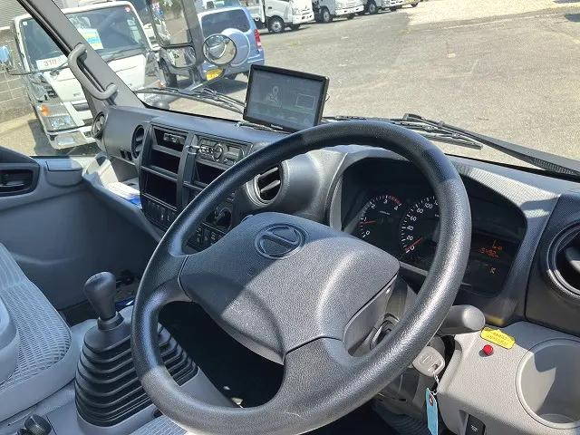 日野デュトロセーフティローダー小型（2t・3t）[写真26]