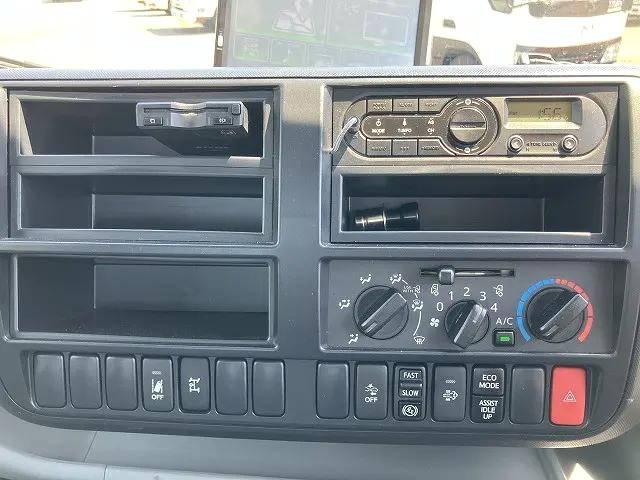 日野デュトロセーフティローダー小型（2t・3t）[写真30]