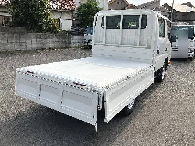 トヨタダイナダブルキャブ（Wキャブ）小型（2t・3t）[写真06]