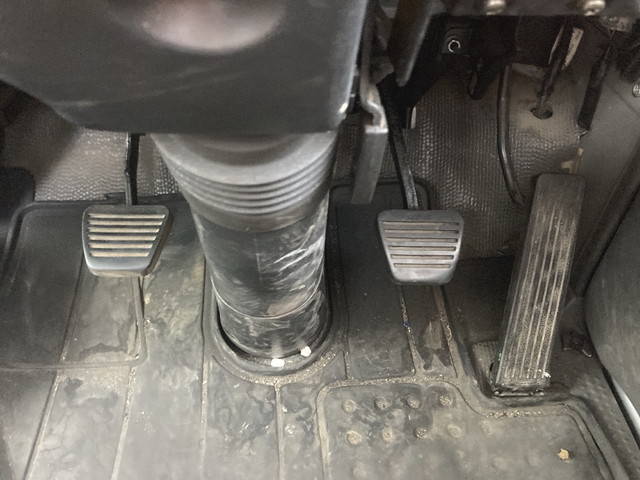 いすゞエルフ平ボディ小型（2t・3t）[写真27]